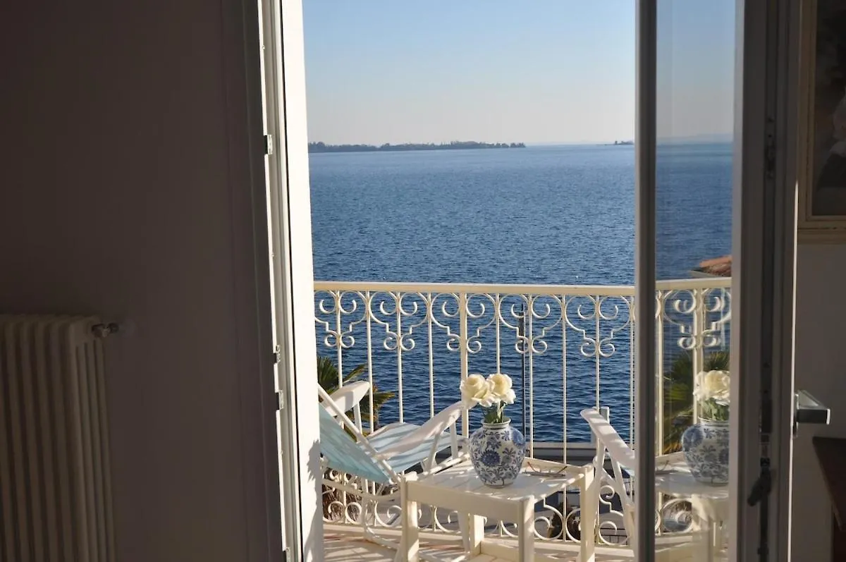 Apartment La Rosa Gardone Riviera