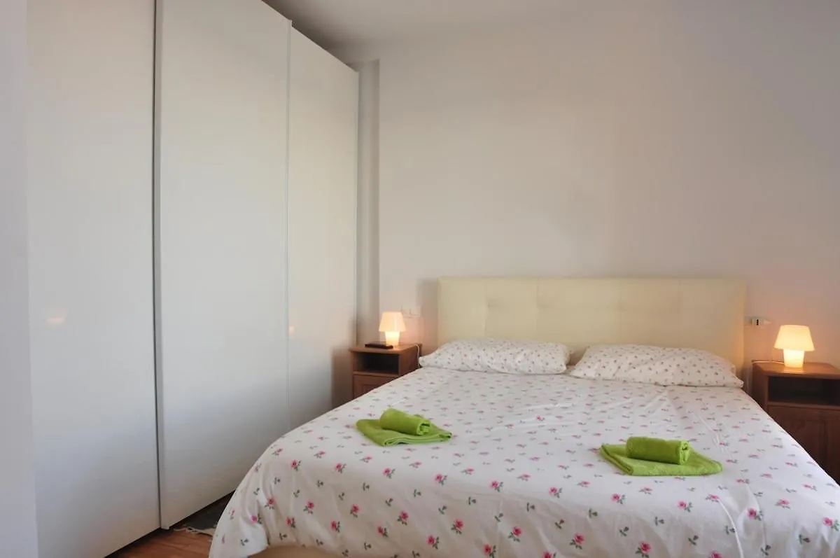 Apartment La Rosa Gardone Riviera 0*,