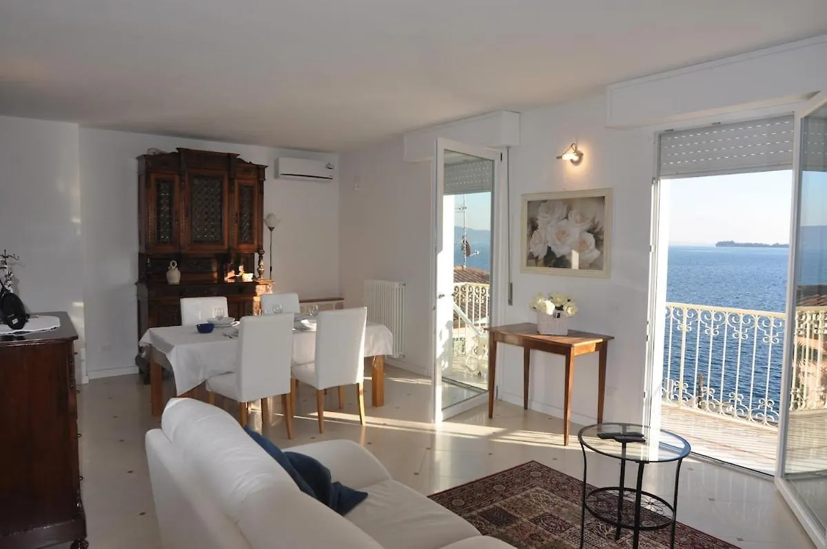 Apartment La Rosa Gardone Riviera